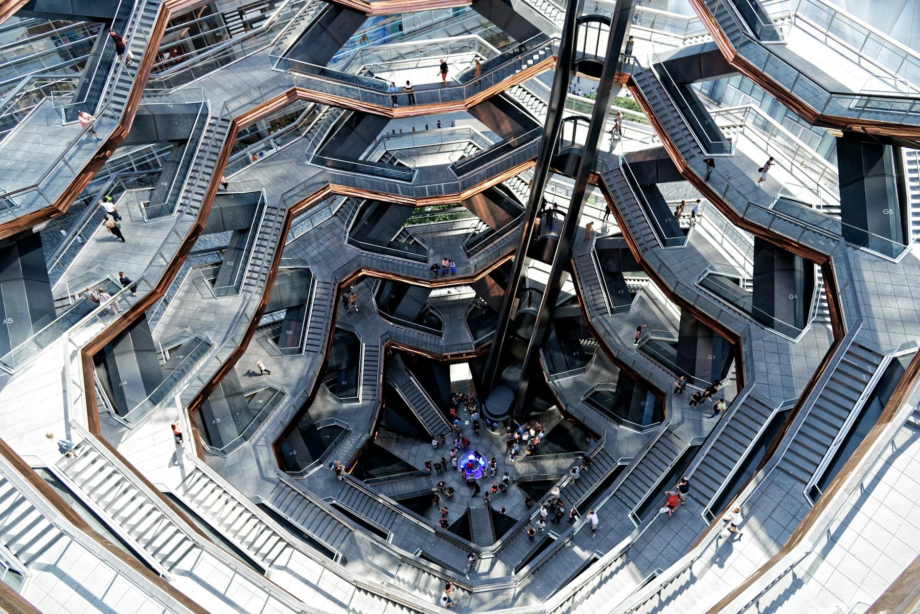 Schody i konstrukcja Vessel w Nowym Jorku z lotu ptaka